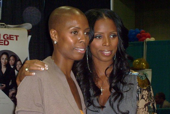 Tasha Smith and sister Sidra